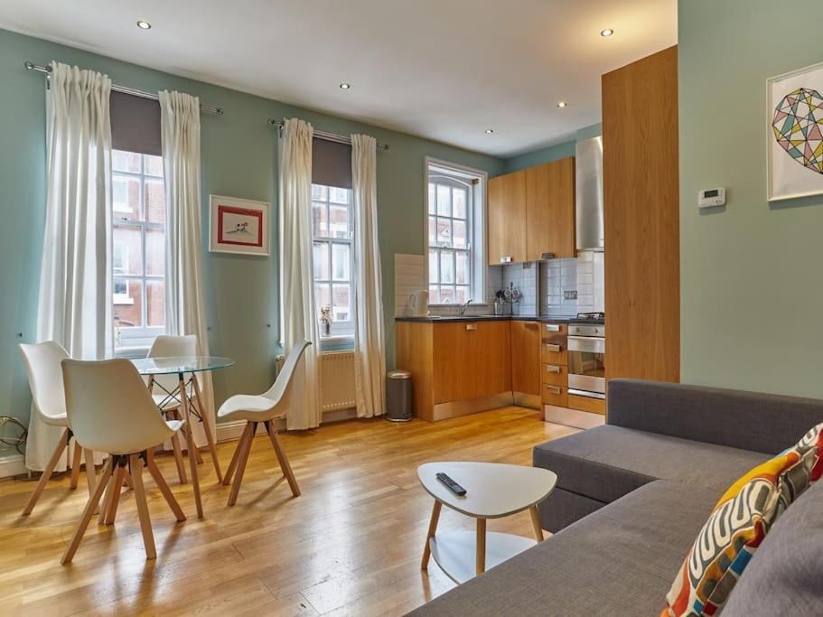 Apartment Central Londra Esterno foto